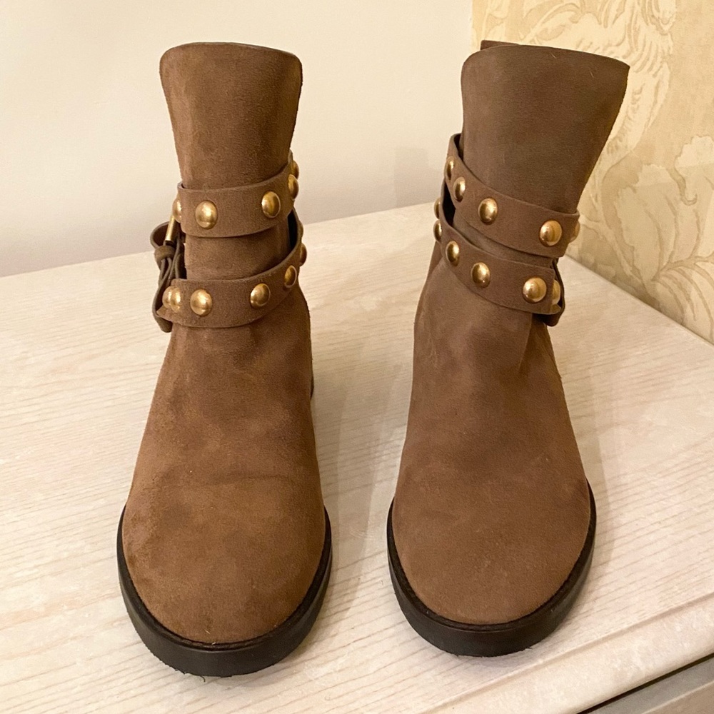 ONLY WORN TWICE. See By Chloe Studded Suede Ankle Boots. US Size 6 - Picture 7 of 16
